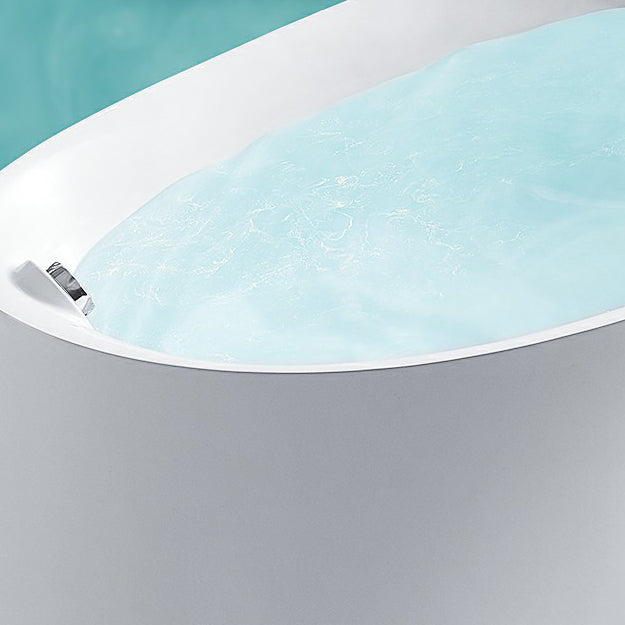 24.61-inch Tall Acrylic Bathtub Modern Freestanding Soaking Bathtub