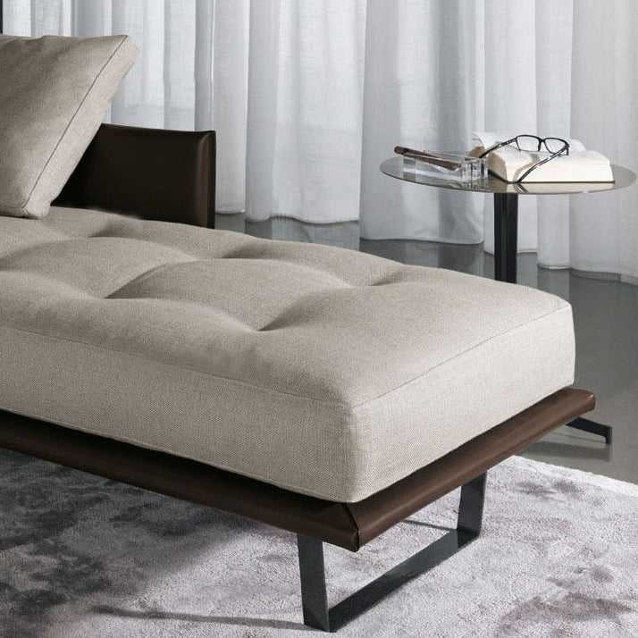 Living Room Chaise Square Arms Modern Chaise Lounge with Upholster