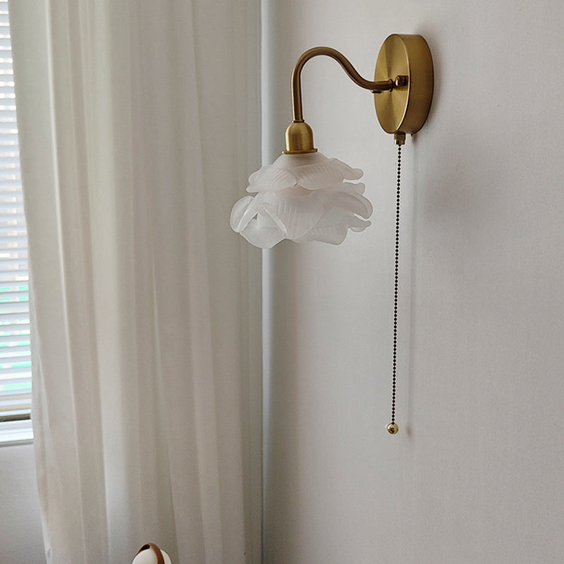 Flower Wall Lighting Modern Glass 1 Light Rustic Wall Sconces in Gold