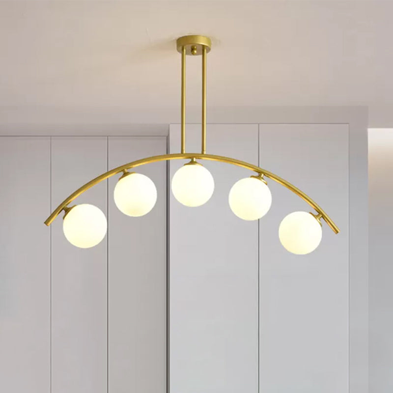 Pendente dell'isola postmoderno 3/5/7 light con luce piena di soffitto curvy in oro per ombra chiara/bianca per cucina
