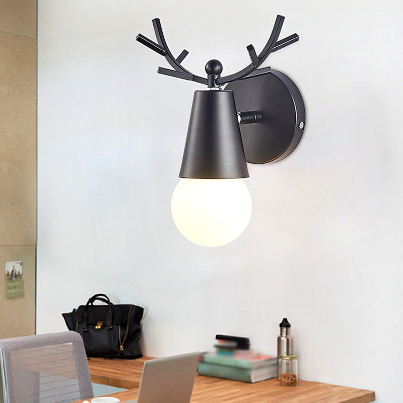 Nordic Style Iron Vanity Light Antler Shape Vanity Lamp for Living Room