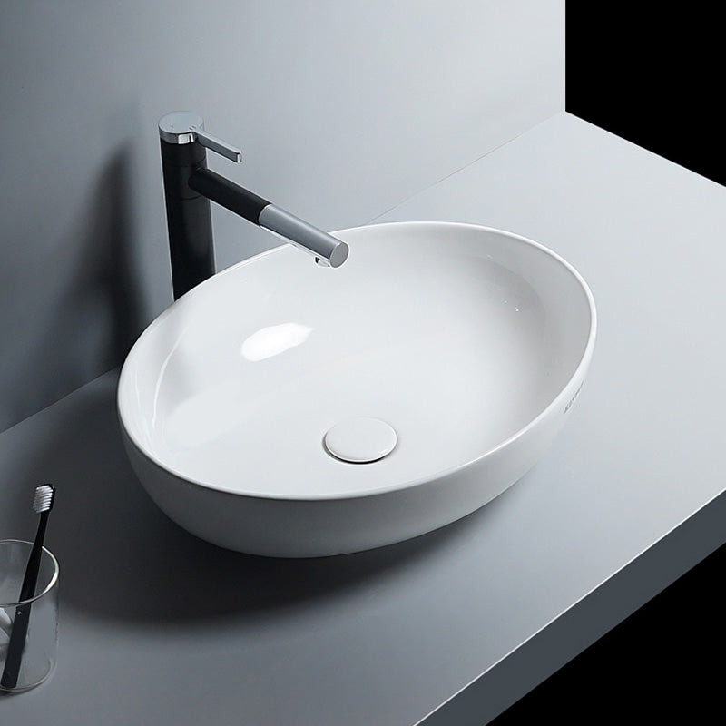 Modern Bathroom Sink Porcelain Round Vessel Lavatory Sink with Pop-Up Drain