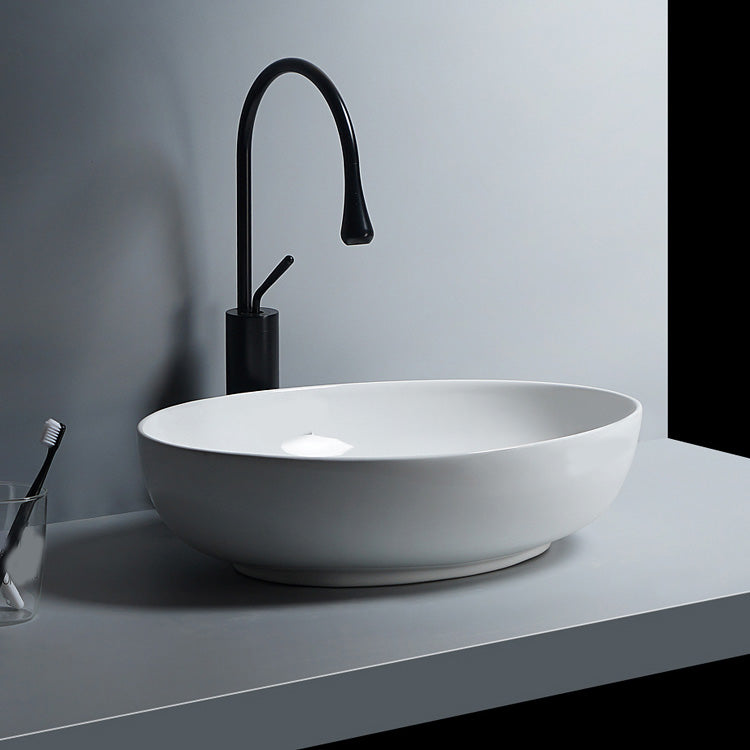 Modern Bathroom Sink Porcelain Round Vessel Lavatory Sink with Pop-Up Drain