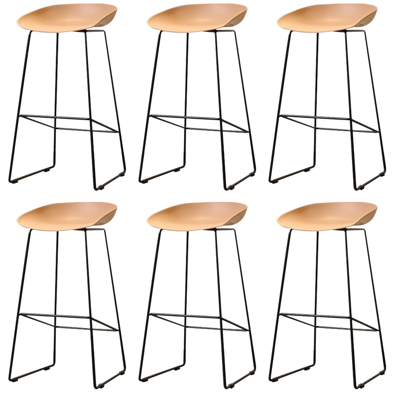 Contemporary Plastic Dining Stools Armless Bar Stools with Footrest