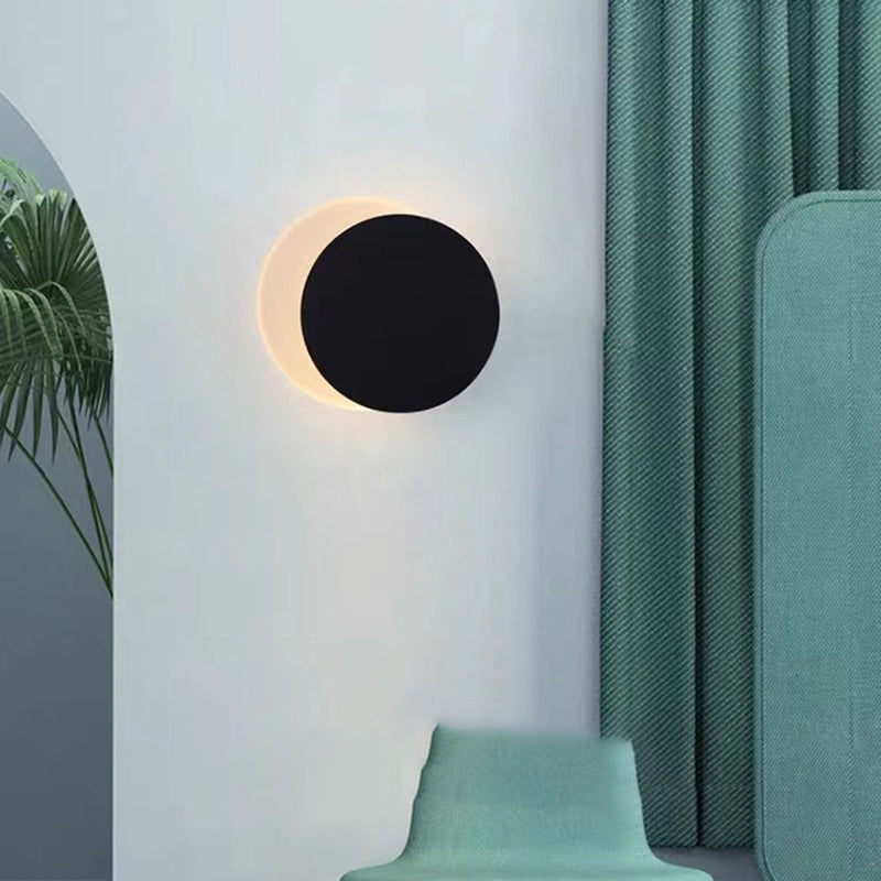 Contemporary Wall Sconce Circle Sconce Lighting in Black for Bedroom