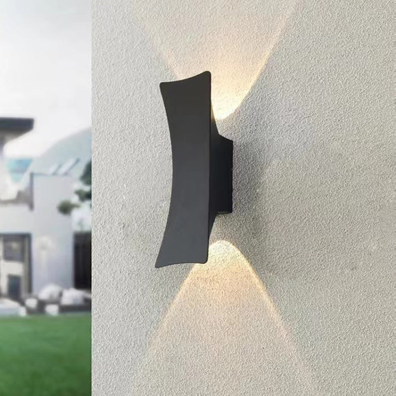 Contemporary Wall Sconce Curve Waterproof Sconce Lighting with Aluminium