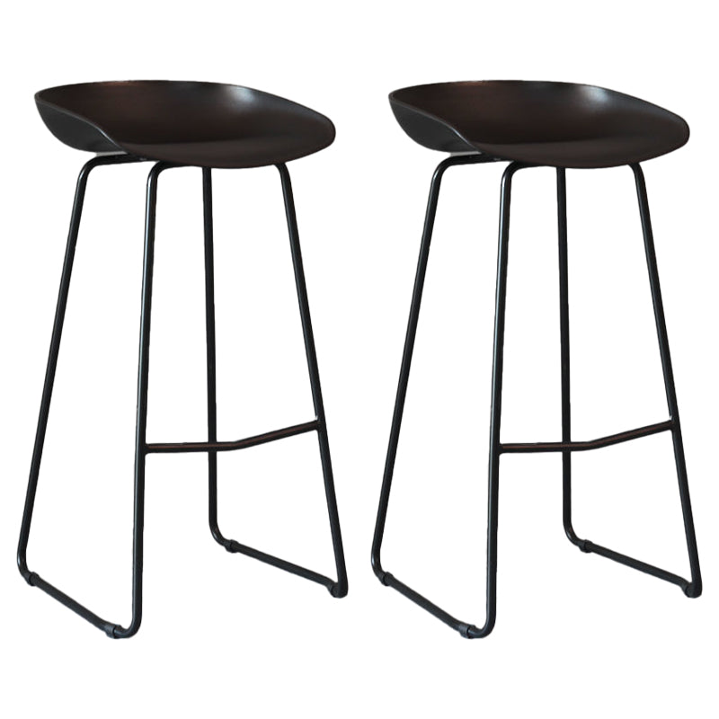 Contemporary Plastic Bar Stool Armless Dining Stool with Metal Base