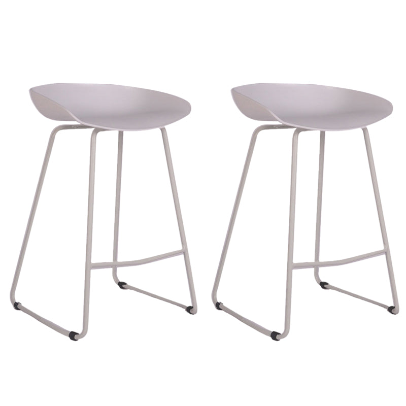 Contemporary Plastic Bar Stool Armless Dining Stool with Metal Base