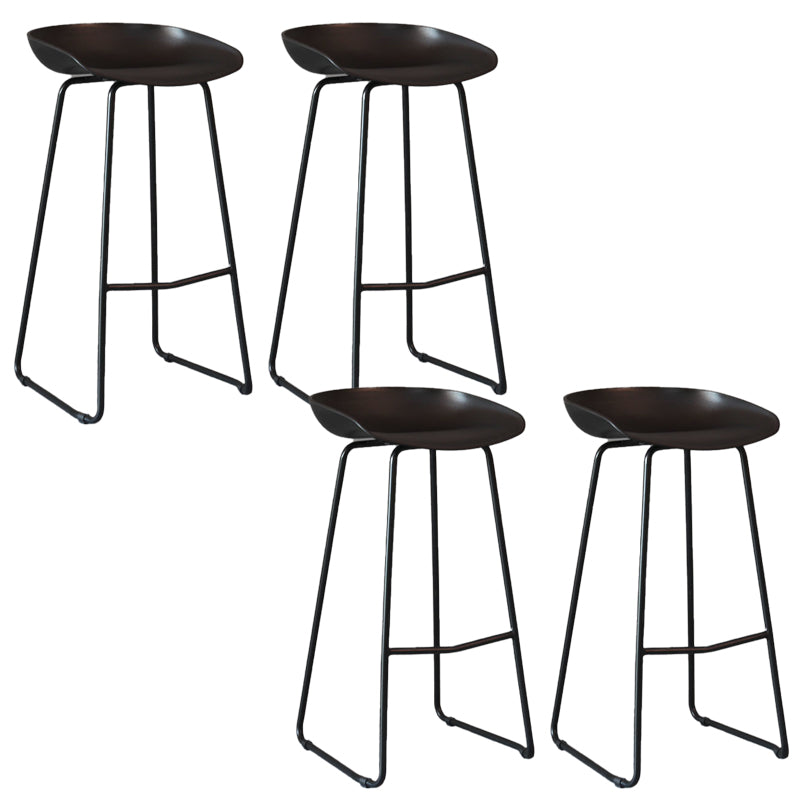 Contemporary Plastic Bar Stool Armless Dining Stool with Metal Base