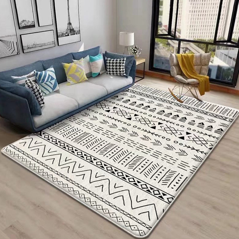 Orange Modern Area Carpet Polyester Graphic Carpet Washable Carpet for Home Decor