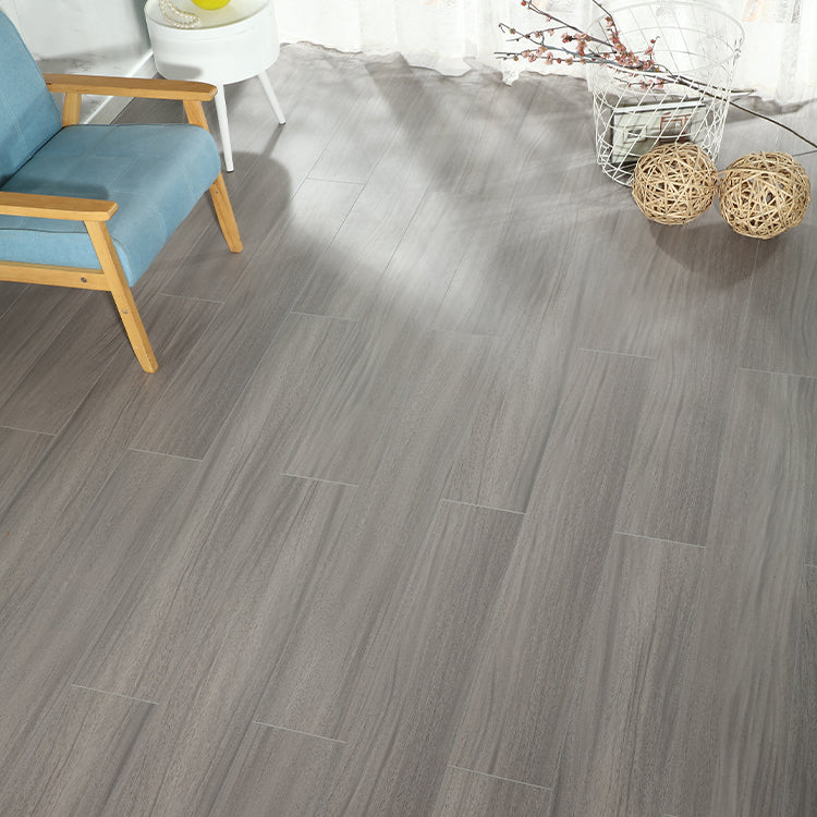 Scratch Resistant Wood Laminate Floor Textured Laminate Flooring