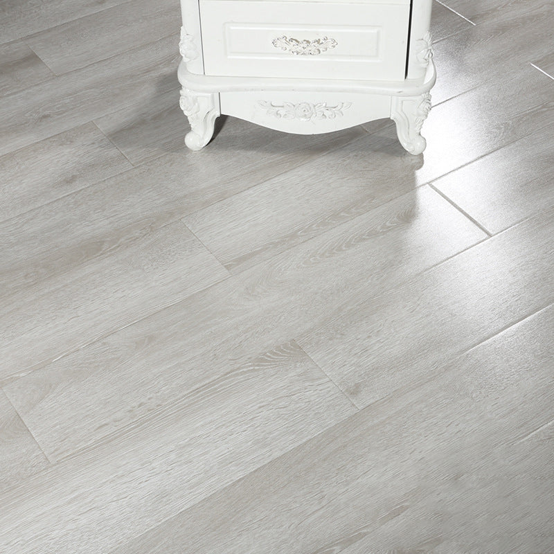 Maple Modern Laminate Flooring Click Lock Stain Resistant Plank Flooring