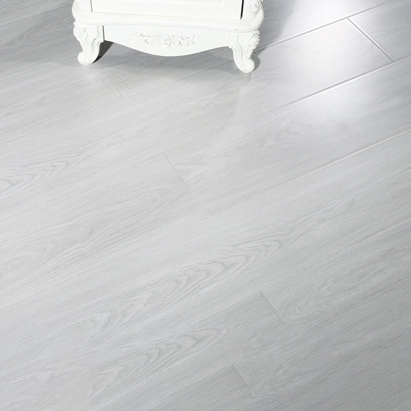 Maple Modern Laminate Flooring Click Lock Stain Resistant Plank Flooring