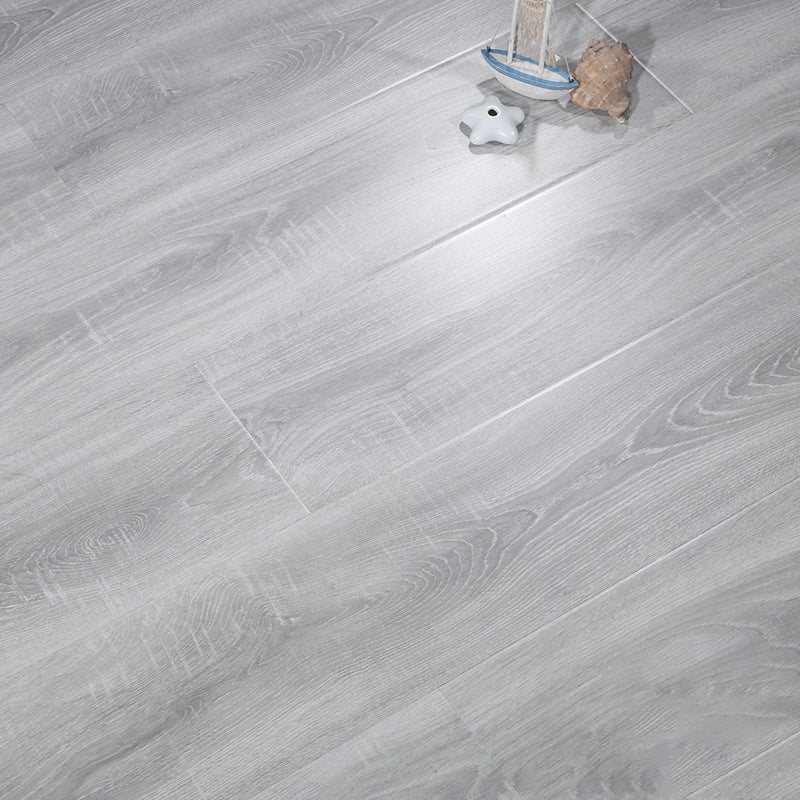 Maple Modern Laminate Flooring Click Lock Stain Resistant Plank Flooring