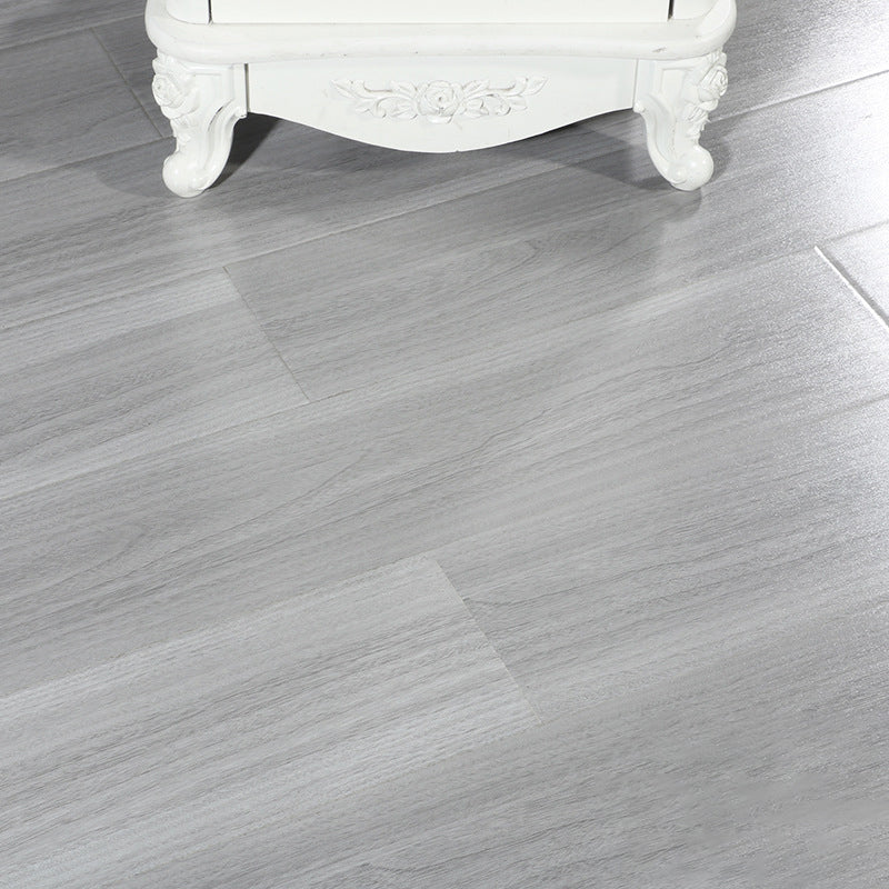 Maple Modern Laminate Flooring Click Lock Stain Resistant Plank Flooring