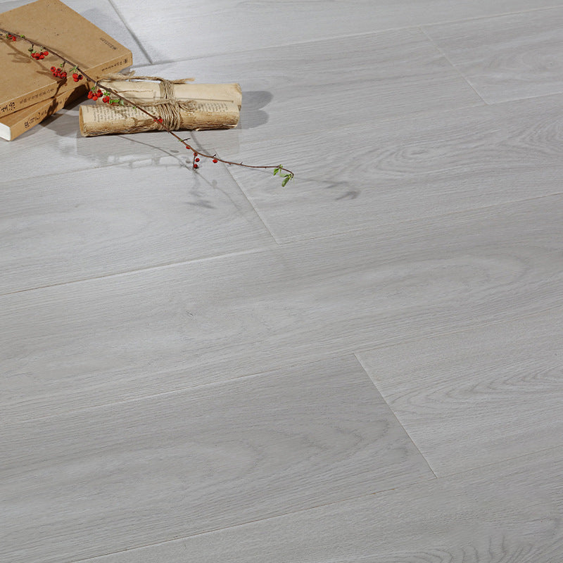 Maple Modern Laminate Flooring Click Lock Stain Resistant Laminate Plank Flooring