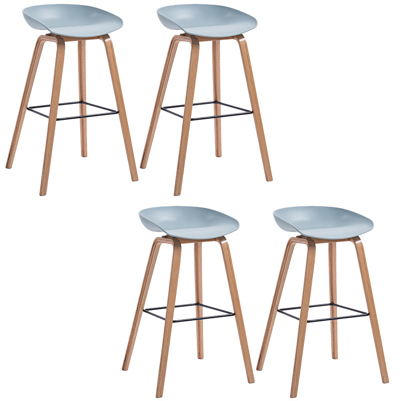 Plastic Bar Stool Low Back Dining Stool with Solid Wood Base