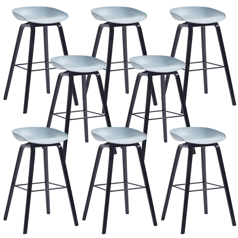 Plastic Bar Stool Low Back Dining Stool with Solid Wood Base
