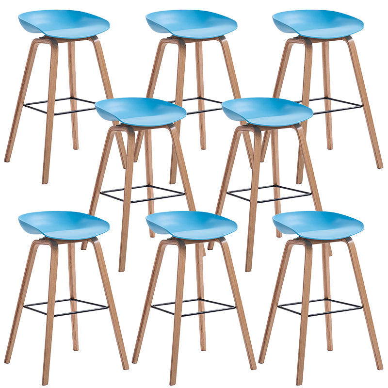 Plastic Bar Stool Low Back Dining Stool with Solid Wood Base