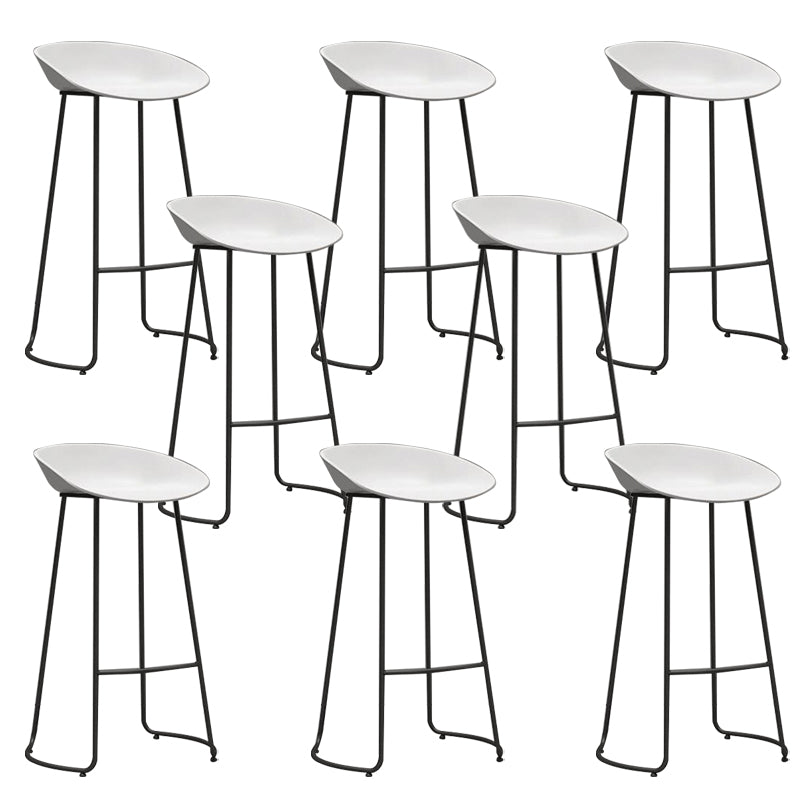 Industrial Plastic Bar Stool Armless Dining Stool with Metal Base