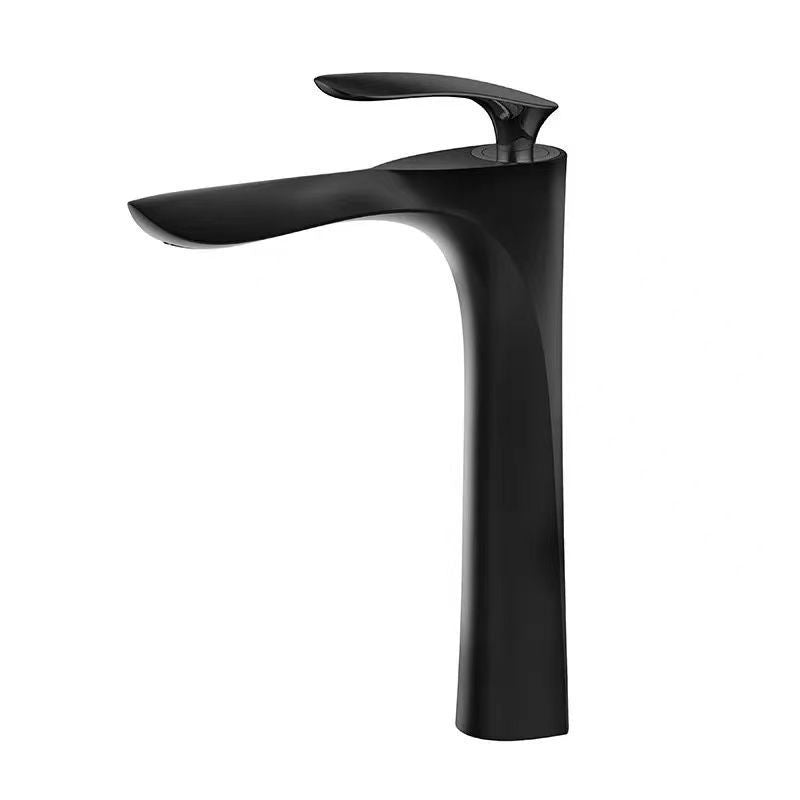 Lever Handle Vanity Sink Faucet Single Hole Basin Faucet with Water Hose