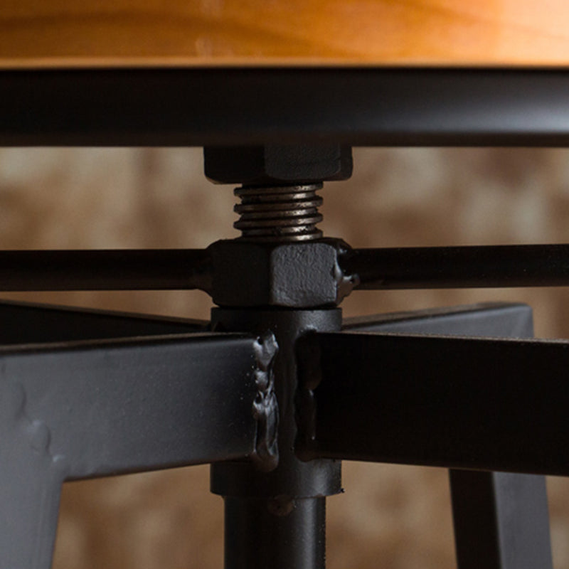 Industrial Armless Rotatable Counter Stool Iron Bar Stool with Pedal for Cafe