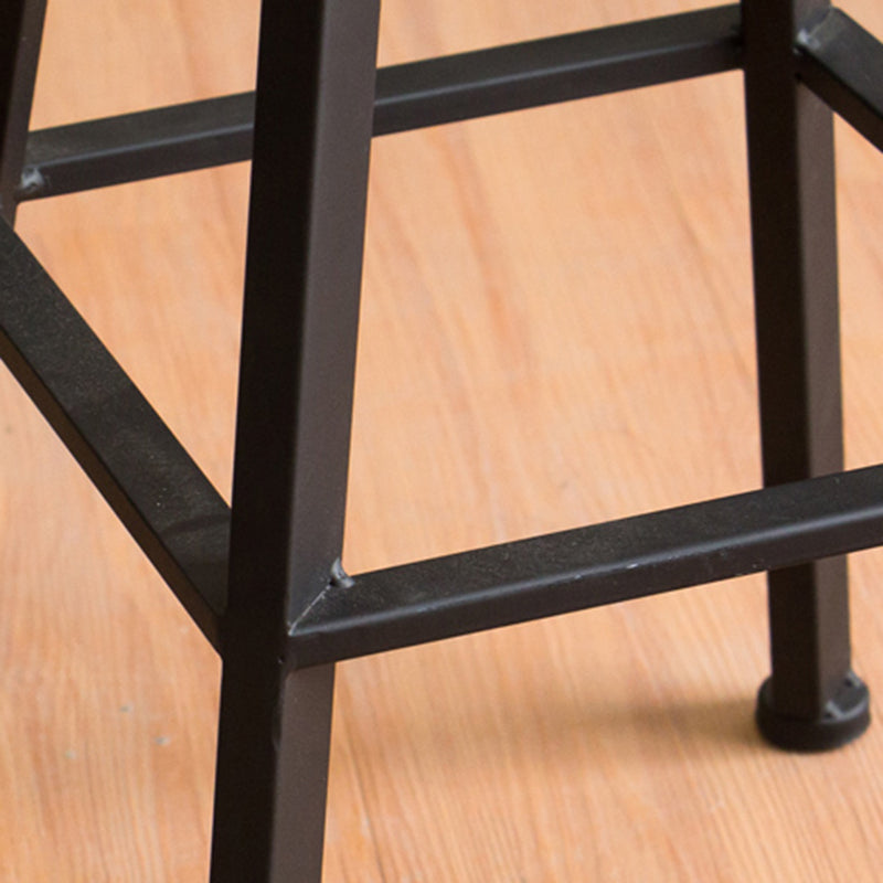 Industrial Armless Rotatable Counter Stool Iron Bar Stool with Pedal for Cafe