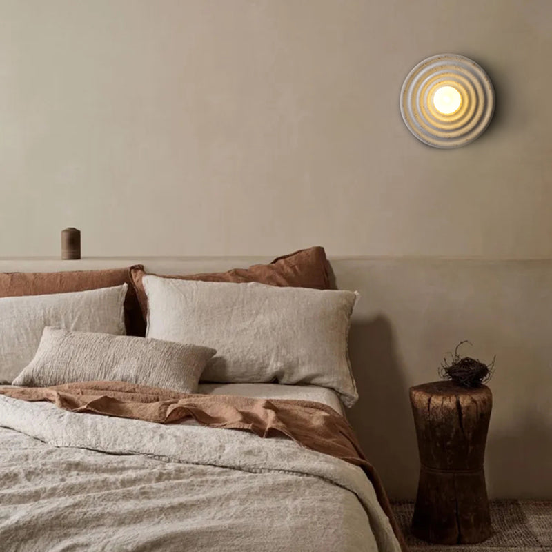 Nordic Style Wall Mount Light Circle Shape Resin Wall Lamp for Living Room