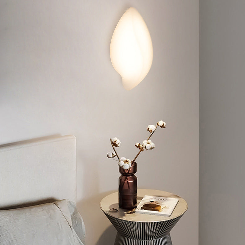 Single Modern White Wall Mounted Sconce Acrylic Wall Light for Bedroom