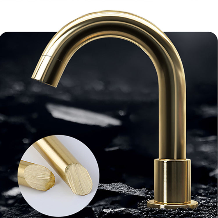 Modern Style Roman Tub Filler Deck-Mount High Arc Copper Roman Tub Filler