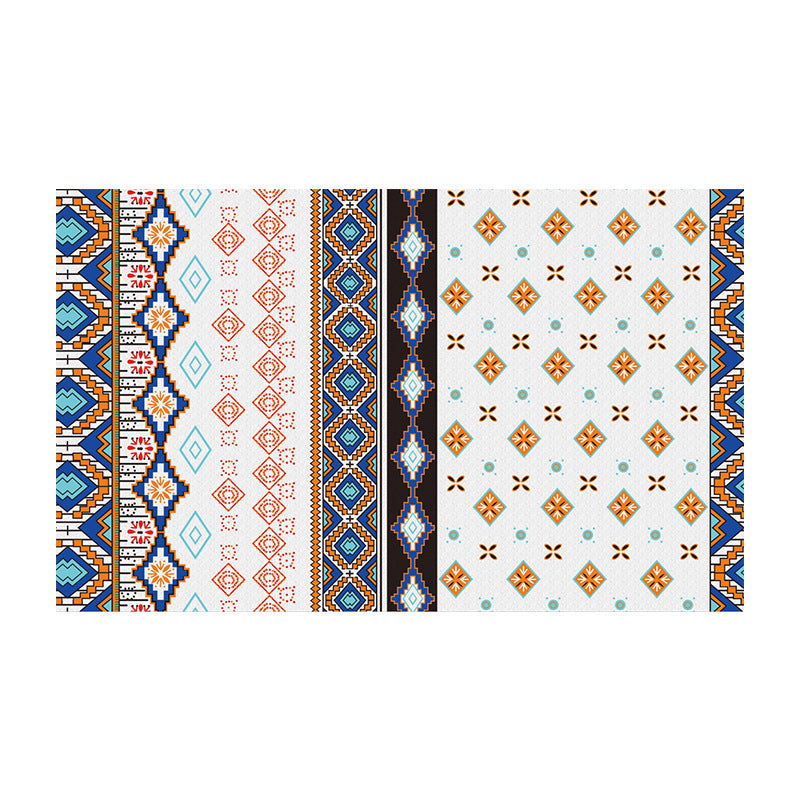 Black Modern Rug Polyester Graphic Rug Tear Resistant Rug for Living Room