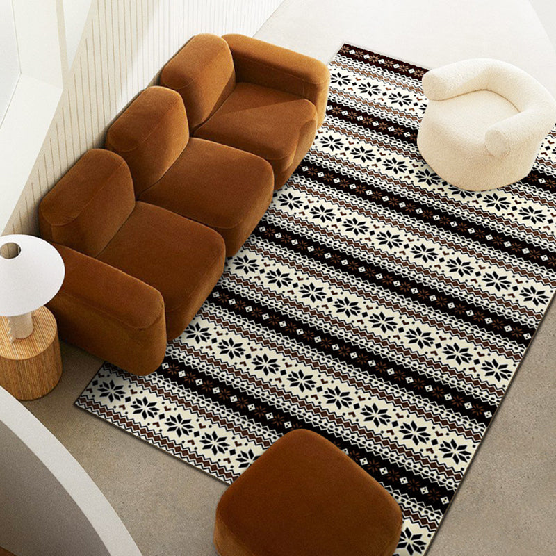 Black Modern Rug Polyester Graphic Rug Tear Resistant Rug for Living Room