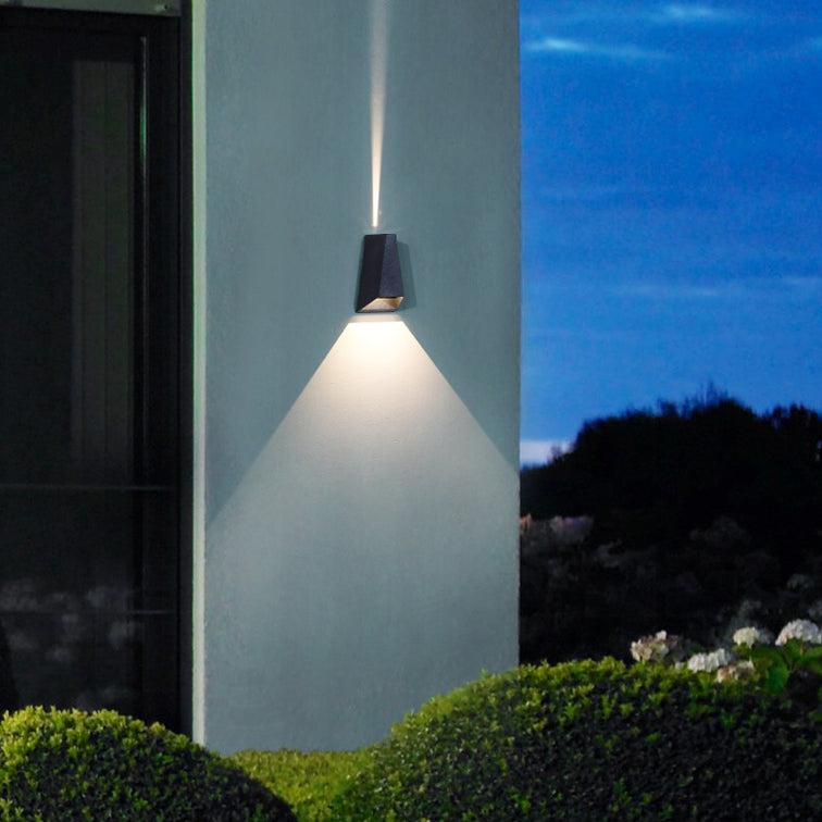 Metal Geometric Wall Mount Light Simple 1 Light Wall Mounted Light Fixture