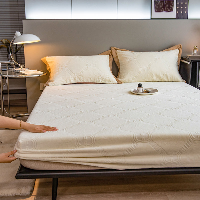 Solid Color Fitted Sheet Non-Pilling Fade Resistant Polyester Fitted Sheet