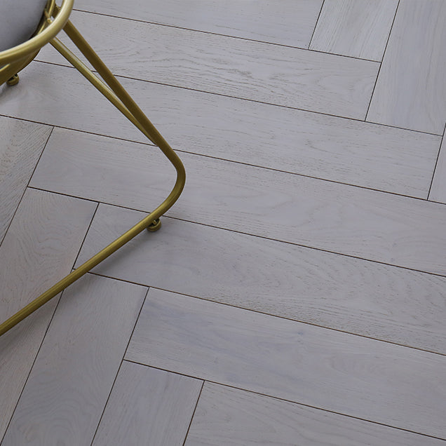 Modern Solid Wood Flooring Pure Color Interlocking Plank Flooring