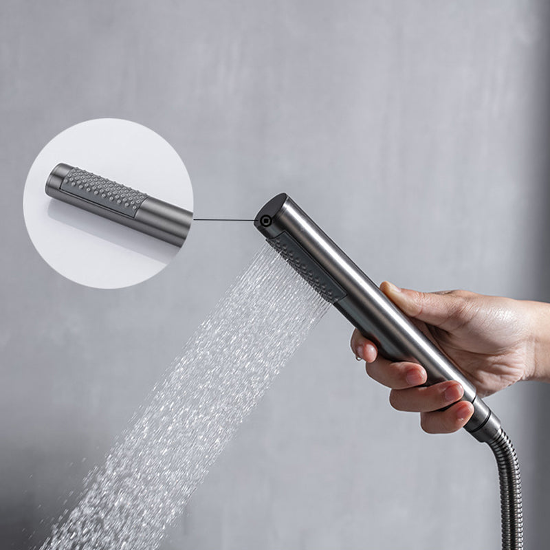 Traditional Floor Mounted Metal Freestanding Tub Filler Swivel Freestanding Faucet