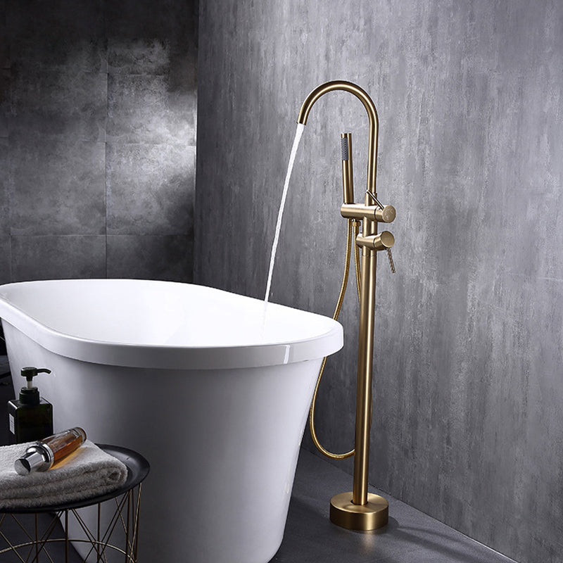 Traditional Floor Mounted Metal Freestanding Tub Filler Swivel Freestanding Faucet