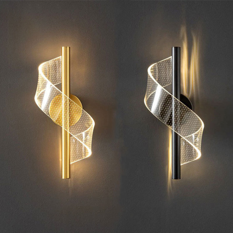 Modernism Single Wall Mounted Sconce LED Acrylic Wall Light in Black/Golden Finish