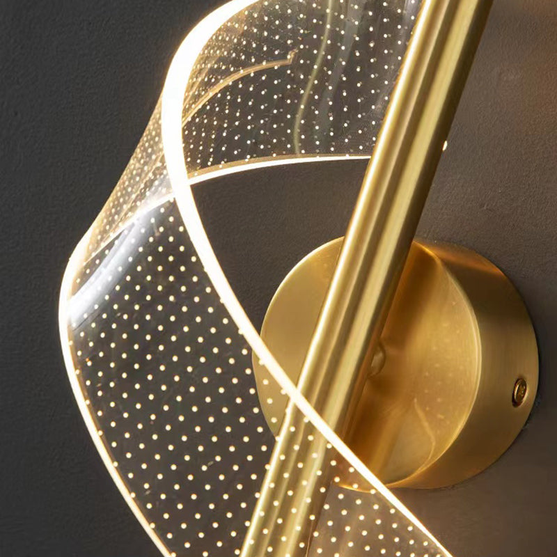 Modernism Single Wall Mounted Sconce LED Acrylic Wall Light in Black/Golden Finish