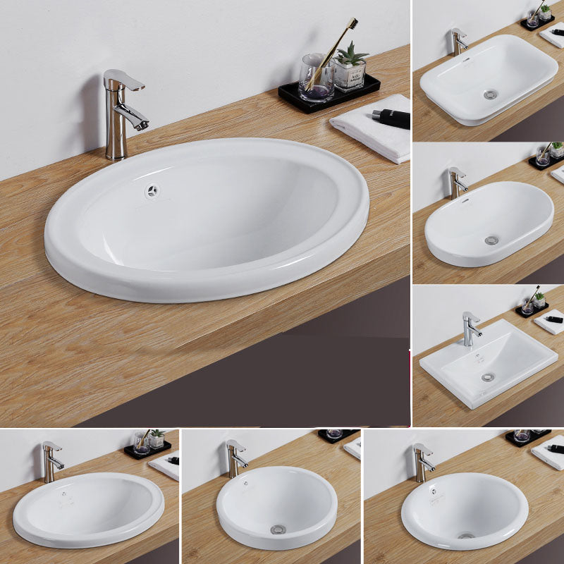 Modern Style Bathroom Sink Oval Porcelain Undermount Bathroom Sink