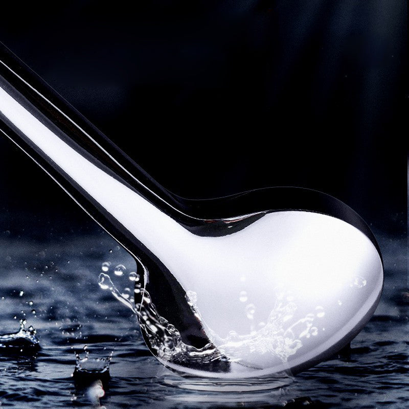 Modern Plastic Shower Head Round Handheld Shower Head with Adjustable Water Flow