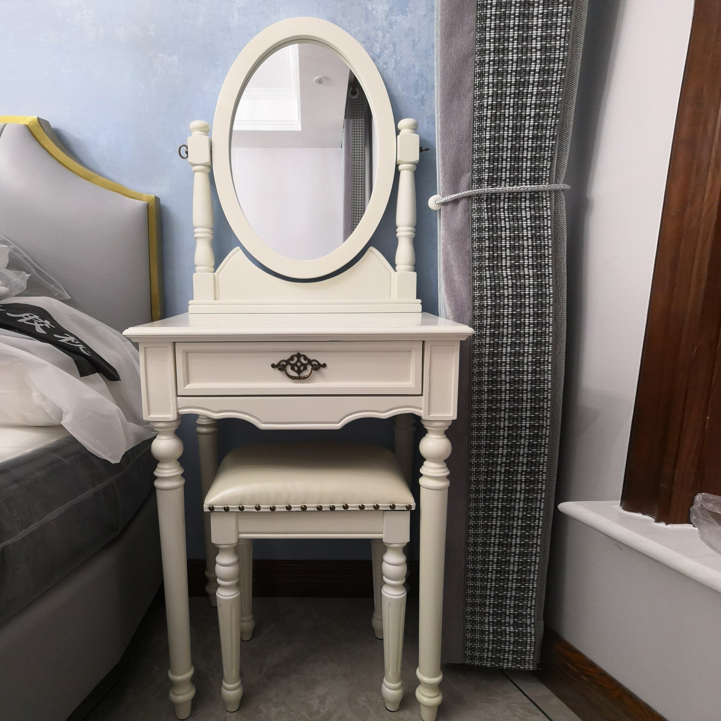 Traditional Dressing Table Stool Set Wooden Vanity Dressing Table for Bedroom