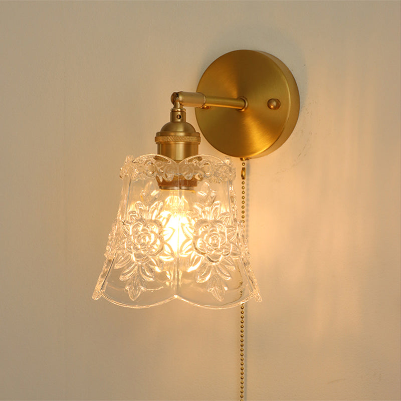 Flower Shape Wall Mount Lamp Modern Style Glass 1 Light Sconce Lamp in Clear