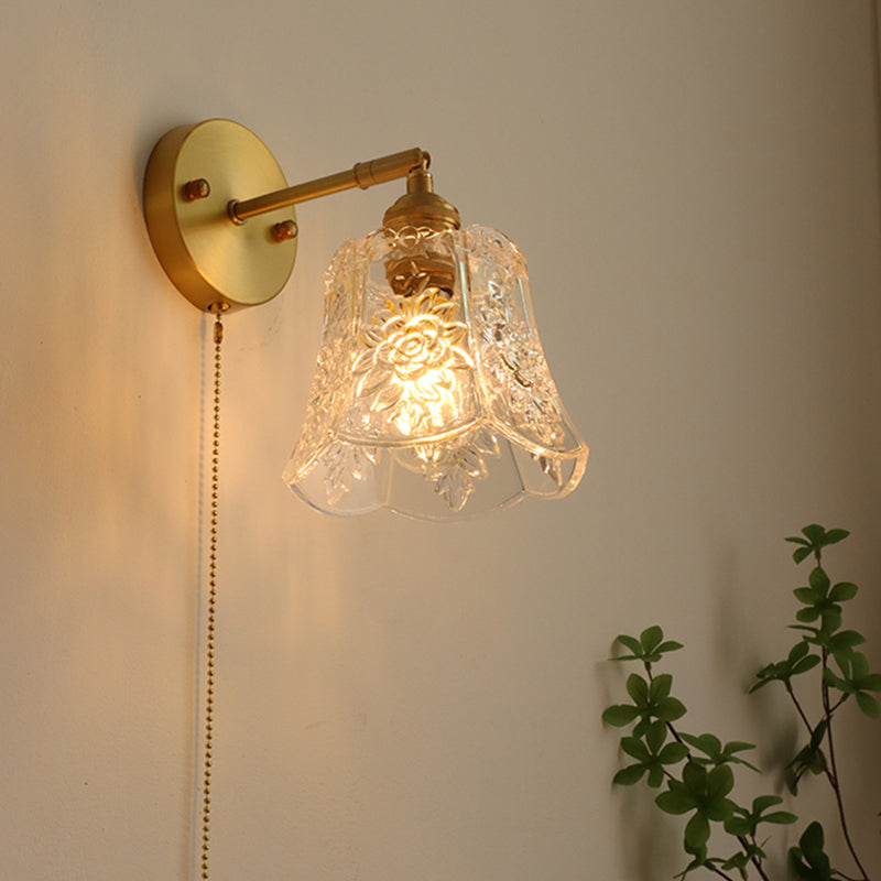 Flower Shape Wall Mount Lamp Modern Style Glass 1 Light Sconce Lamp in Clear