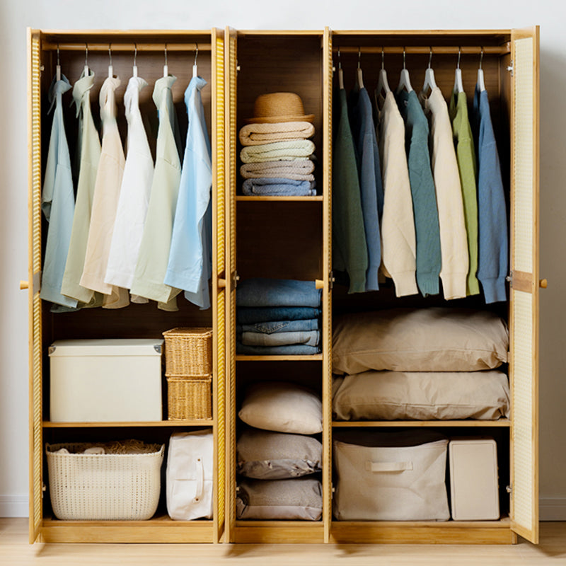 Traditional Natural Wood Wardrobe Freestanding Wardrobe with Soft Close Doors