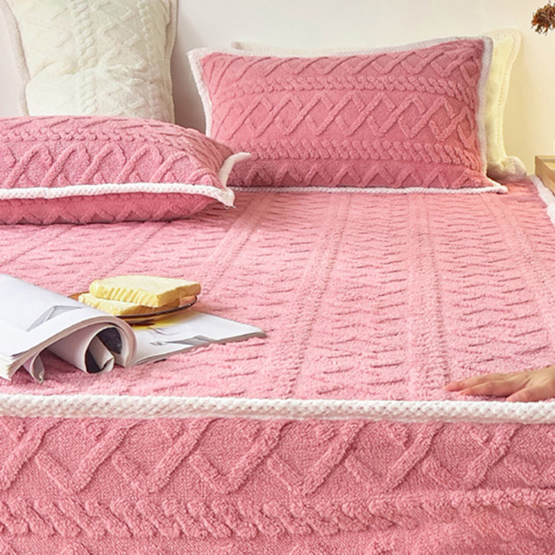 Modern Polyester Bed Sheet Set Super Soft Flannel Soild Pillowcase