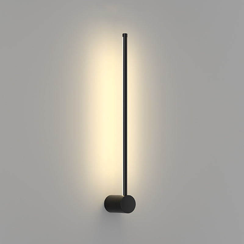 Modern Metal Wall Sconce Linear Shape Wall Lamp with Silicone Shade in Black