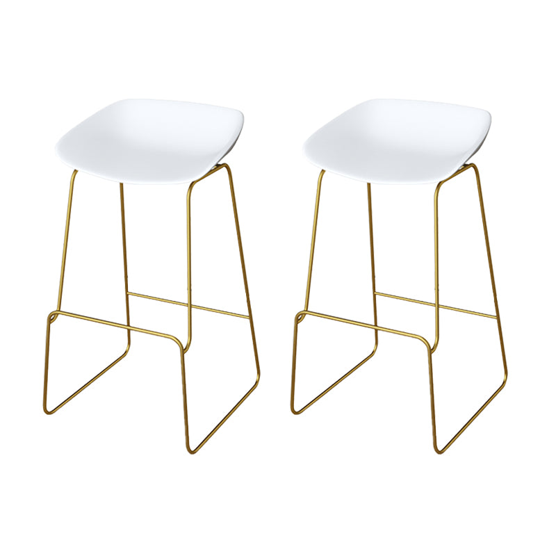 Metal Dining Stools Scandinavian Armless Bar Stools with Footrest