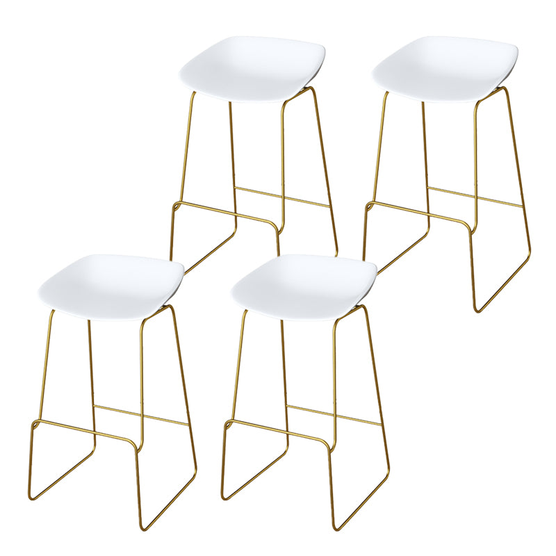 Metal Dining Stools Scandinavian Armless Bar Stools with Footrest