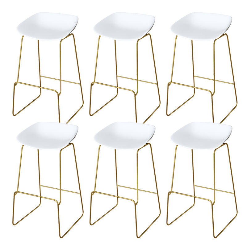 Metal Dining Stools Scandinavian Armless Bar Stools with Footrest